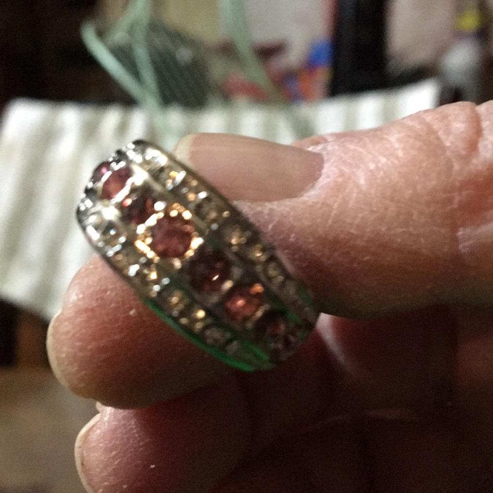 Luxurious design ring
